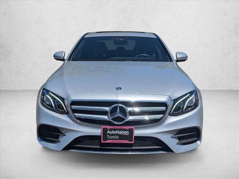 Used 2019 Mercedes-Benz E 300 image 2