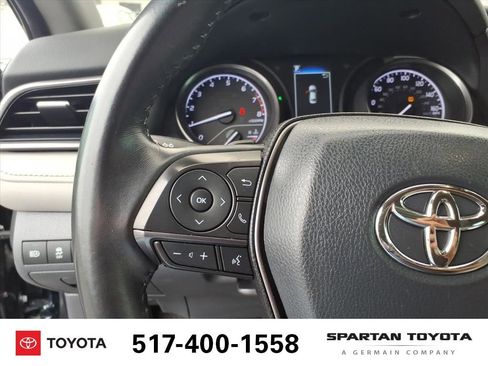 Used 2021 Toyota Camry SE w/ Convenience Package FWD image 17