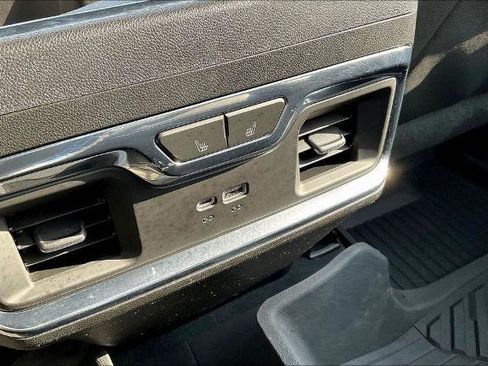 Used 2024 Chevrolet Silverado 2500 High Country w/ High Country Premium Package AWD/4WD image 11