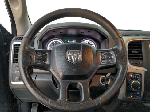 Used 2017 RAM 1500 Classic SLT image 20