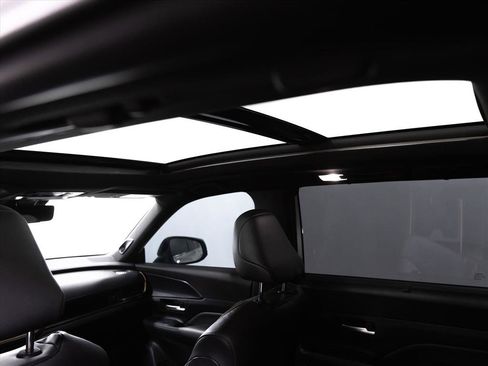 Used 2024 Toyota Grand Highlander HYBRID MAX PLATIN image 6