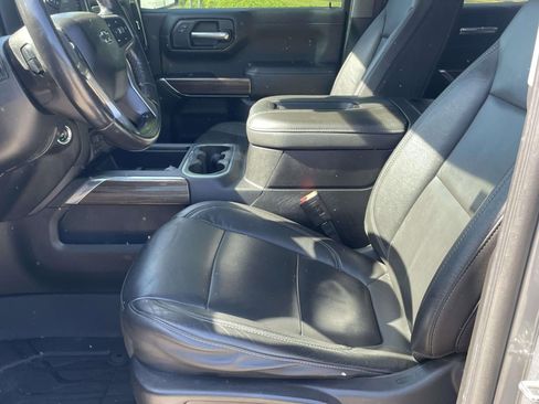 Used 2019 Chevrolet Silverado 1500 LT Trail Boss AWD/4WD image 16