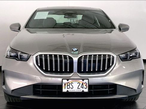 Used 2026 BMW 530i w/ Premium Package RWD image 3