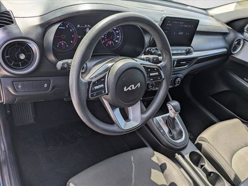 Used 2023 Kia Forte LXS FWD image 10
