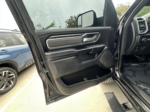 Used 2019 RAM 1500 Big Horn AWD/4WD image 19