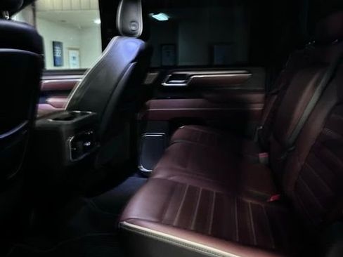 Used 2024 GMC Sierra 2500 Denali Ultimate image 14