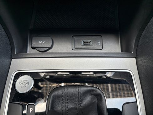 Used 2020 Volkswagen Passat 2.0T SE image 18