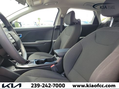 New 2026 Kia K4 FWD image 25