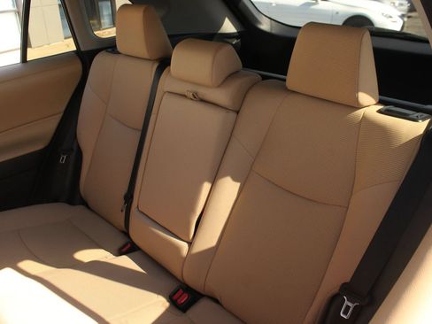 Used 2021 Toyota RAV4 LE AWD/4WD image 15