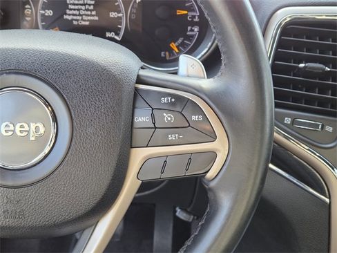 Used 2016 Jeep Grand Cherokee Limited 75th Anniversary image 19