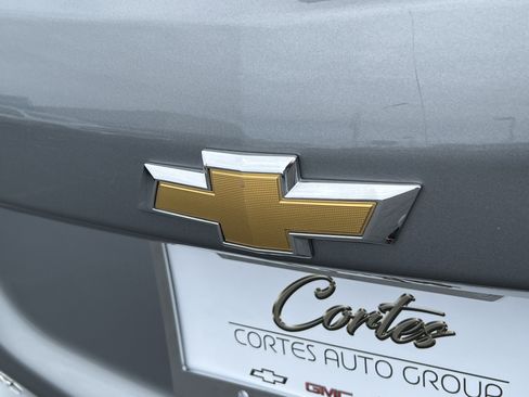 Used 2024 Chevrolet Equinox LT AWD/4WD image 8
