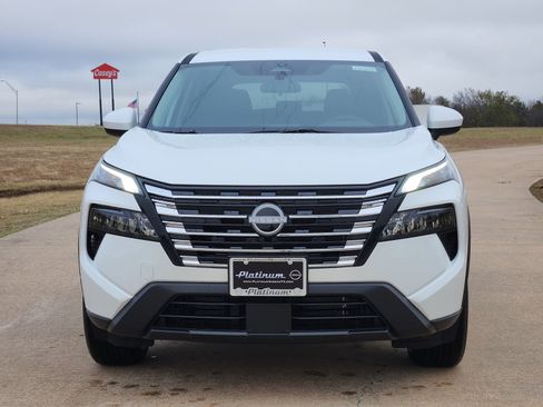 New 2026 Nissan Rogue SV image 6