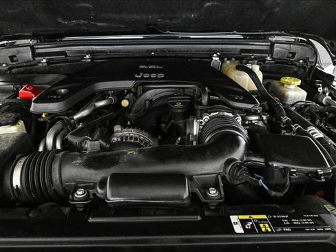 Used 2018 Jeep Wrangler Unlimited Rubicon image 23