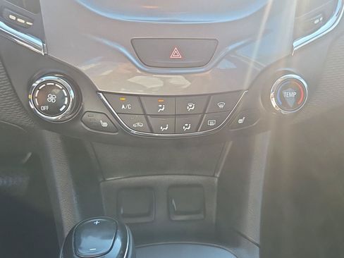 Used 2016 Chevrolet Cruze LT w/ Convenience Package FWD image 20