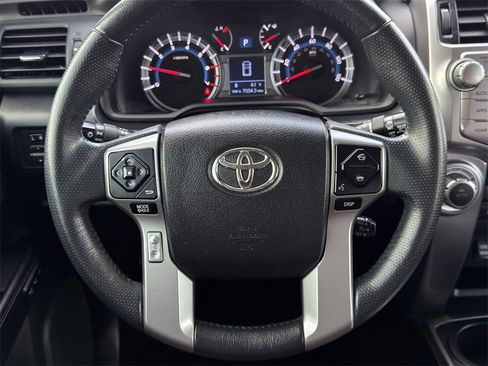 Used 2018 Toyota 4Runner Limited image 13