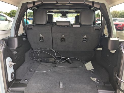 Used 2024 Jeep Wrangler Unlimited Sahara w/ Safety Group image 12