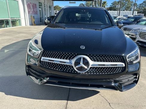 Used 2022 Mercedes-Benz GLC 300 image 2