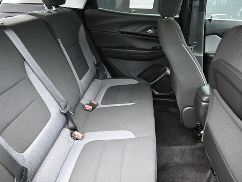 Used 2024 Chevrolet TrailBlazer LT w/ LT Cold Weather Package image 25