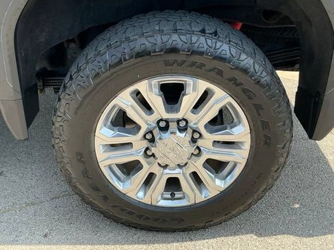 Used 2020 GMC Sierra 2500 Denali w/ Denali Ultimate Package AWD/4WD image 5