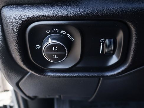 Used 2024 RAM 2500 Big Horn image 21