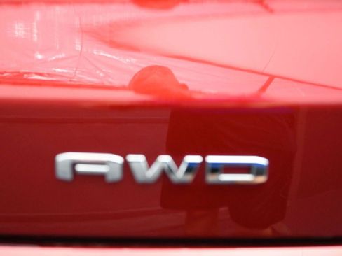 Used 2022 GMC Acadia Denali w/ Denali Ultimate Package image 19