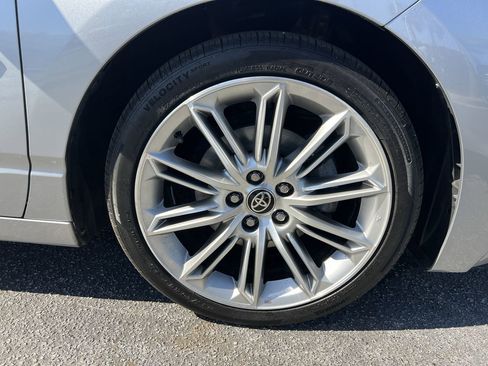 Used 2021 Toyota Avalon Limited w/ Advanced Safety Package image 13