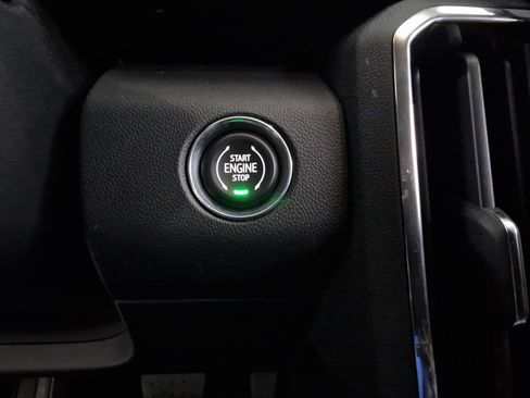 New 2025 GMC Acadia Elevation w/ Elevation Premium Package image 21