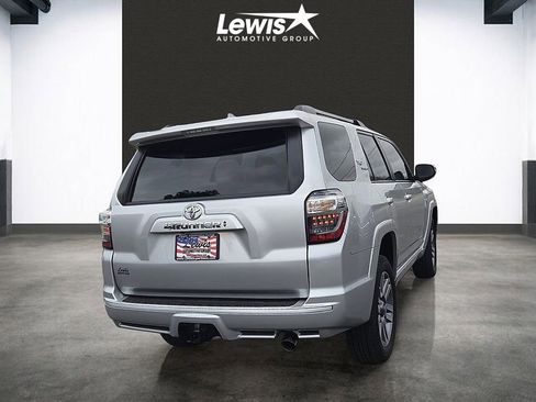 Used 2023 Toyota 4Runner TRD Sport w/ Technology Package AWD/4WD image 4