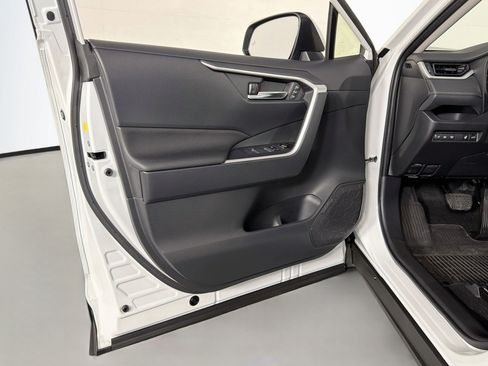 Used 2025 Toyota RAV4 XLE Premium w/ Weather Package FWD image 21