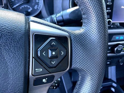 Used 2023 Toyota Tacoma SR5 AWD/4WD image 23