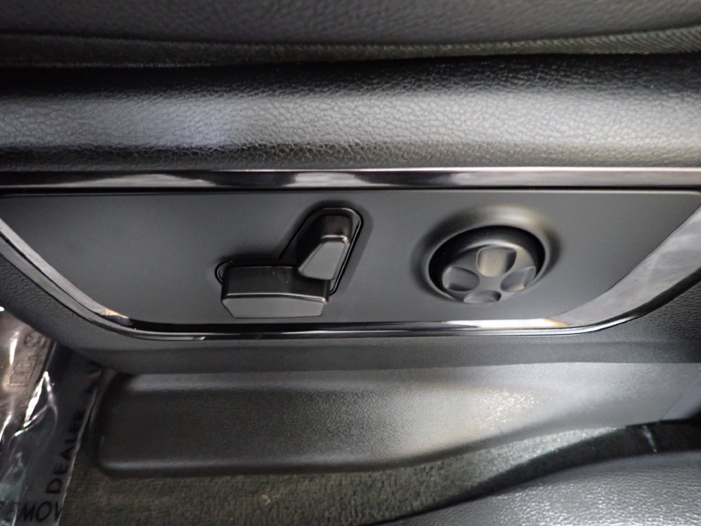 Used 2023 RAM 1500 Limited w/ Night Edition AWD/4WD image 23