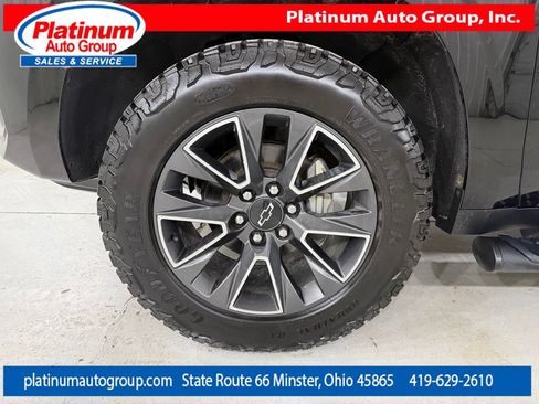 Used 2021 Chevrolet Suburban Z71 w/ Z71 Signature Package AWD/4WD image 54