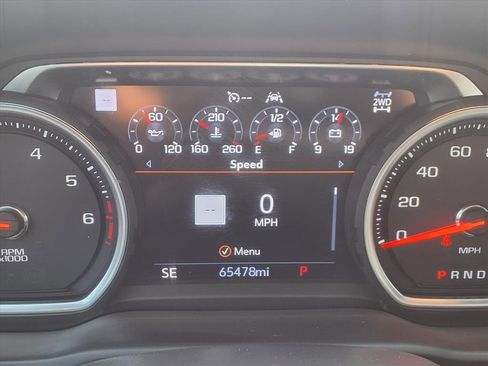 Used 2022 Chevrolet Silverado 1500 High Country w/ Technology Package image 15