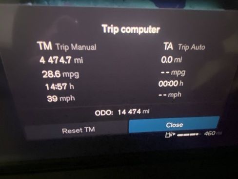 Certified 2025 Volvo XC40 B5 Ultra image 17