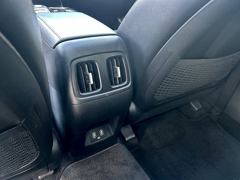 Used 2022 Hyundai Tucson Limited AWD/4WD image 19