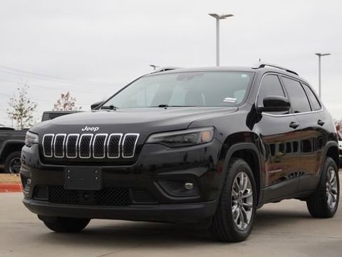 Used 2021 Jeep Cherokee Latitude Lux image 3