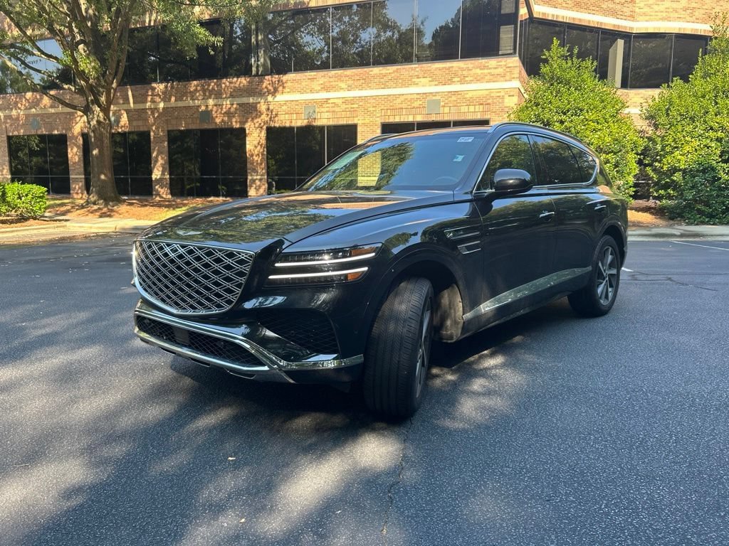 Used 2025 Genesis GV80 3.5T Advanced AWD/4WD image 2