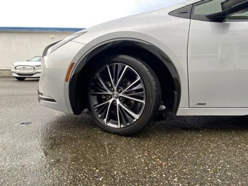 Used 2023 Toyota Prius LE image 8