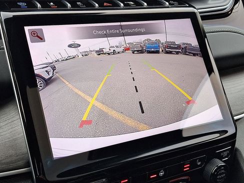 Used 2022 Jeep Grand Cherokee Limited 4xe image 19