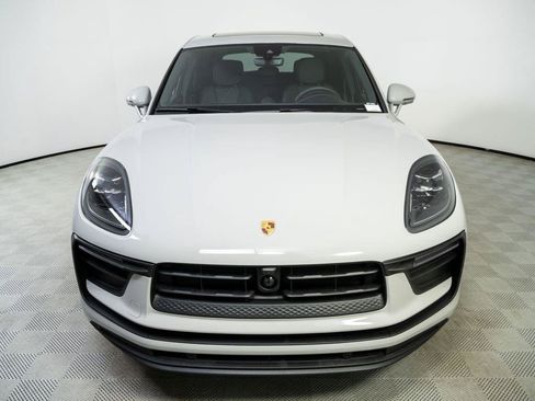 New 2026 Porsche Macan AWD/4WD image 36
