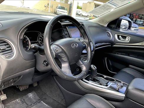Used 2019 INFINITI QX60 Luxe w/ Essential Package FWD image 9