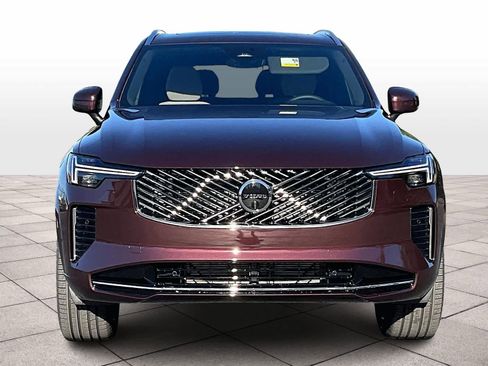 New 2026 Volvo XC90 B5 Plus w/ Protection Package image 5