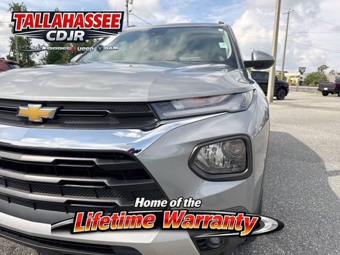 Used 2023 Chevrolet TrailBlazer LT FWD image 10
