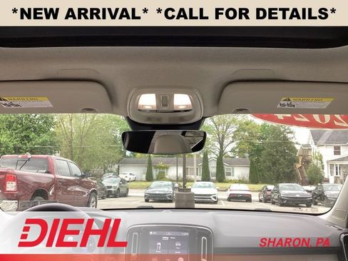 Used 2024 Volvo XC40 B5 Plus w/ Climate Package AWD/4WD image 29