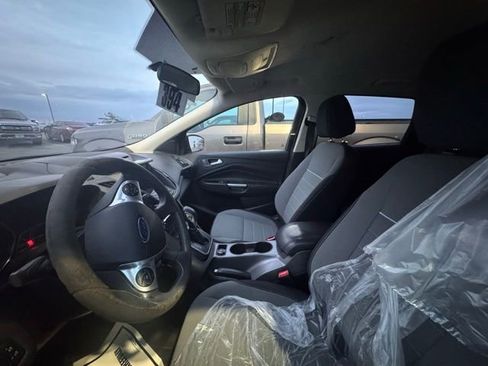 Used 2014 Ford Escape SE w/ Equipment Group 201A image 4