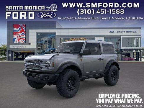New 2026 Ford Bronco Badlands AWD/4WD image 1