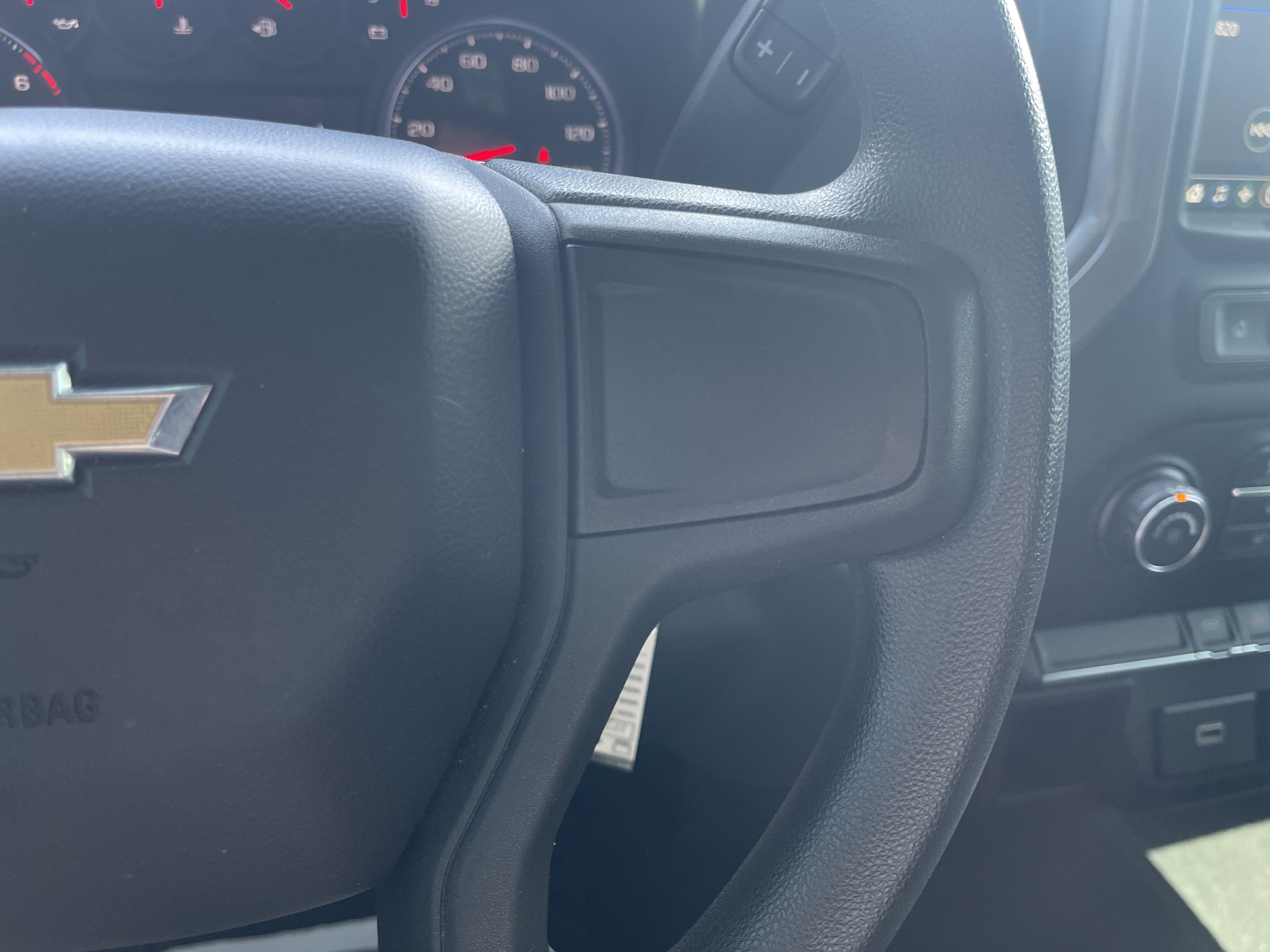 Used 2019 Chevrolet Silverado 1500 Custom w/ Custom Value Package RWD image 26