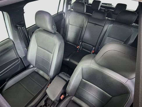 Used 2021 Volkswagen Tiguan SE R-Line FWD image 14