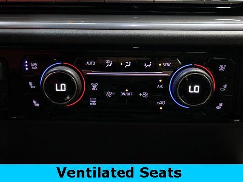 Used 2025 Chevrolet Silverado 3500 High Country w/ High Country Premium Package image 36