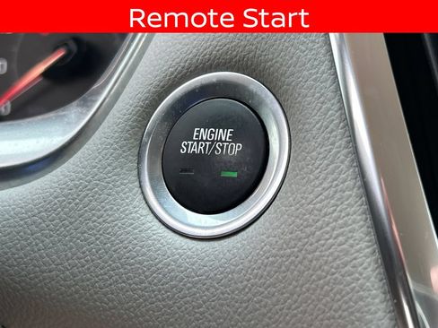 Used 2019 Chevrolet Traverse LT FWD image 21